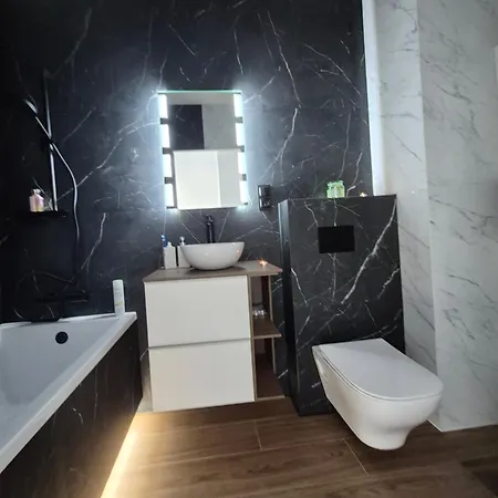 Cristal Comfort Delux Plaza Miejska דירה *